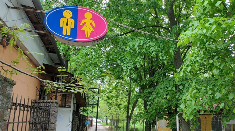 Щоб не шукати кущі на Коротченка: де є громадські вбиральні у цьому мікрорайоні Первомайська