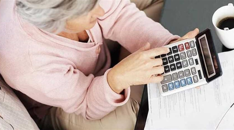 З 1 квітня перерахують пенсії, але не всім: кого це стосується