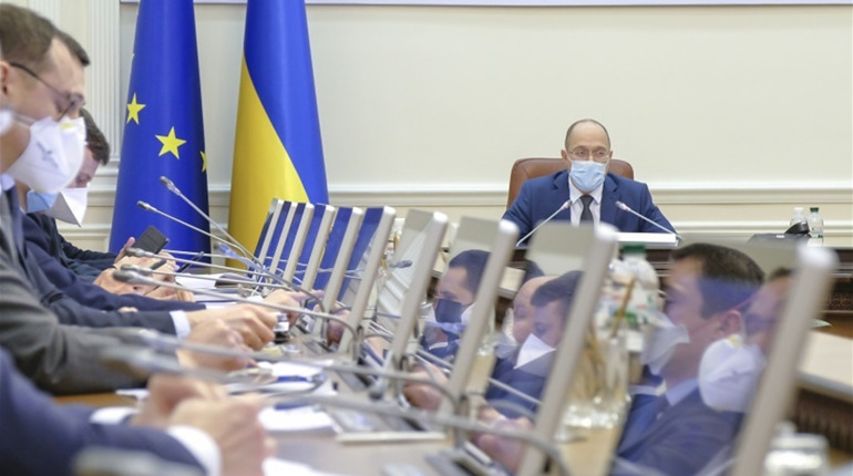 Є постанова Уряду про послаблення карантинних обмежень 
