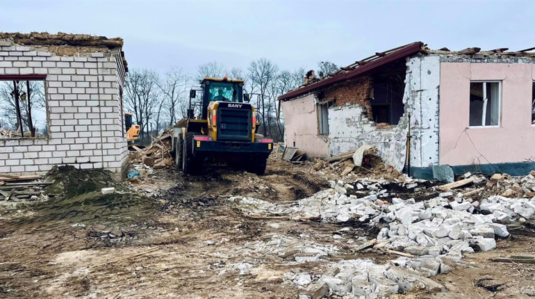 У Смілі зруйновані від ракетного удару будинки відбудують райони Черкащини