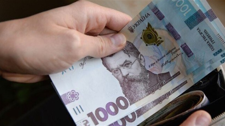 Зеленський підписав закон про «тисячу за вакцинацію»: коли і як її зможуть отримати сватівчани