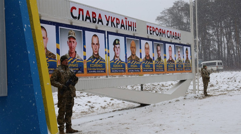У Ніжині відкрили стелу пам'яті захисникам, які загинули в ході оборони міста Ніжина