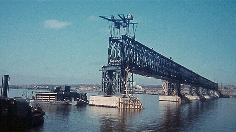 "Ваш подвиг в століттях не згасне"