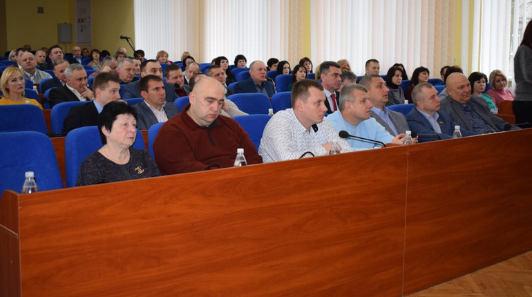 У міській раді скликають позачергову сесію: чому знову збиратимуться депутати