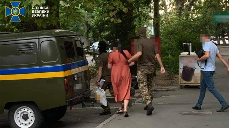 Справу проти підозрюваної у держзраді херсонки передали до суду