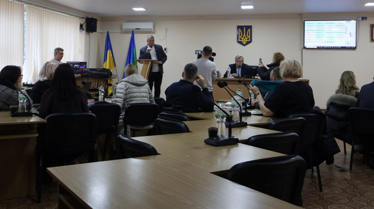 Південноукраїнська міськрада втретє зірвала сесію: бюджет–2026 під загрозою