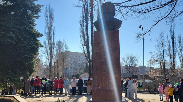 Як південноукраїнська громадськість вшанувала Кобзаря. Фоторепортаж