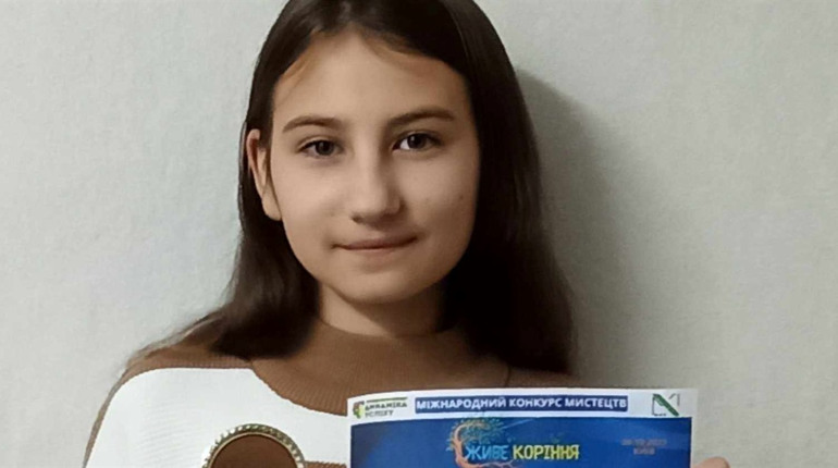 Глухівчанка здобула призове місце за пісню про тата на Міжнародному конкурсі мистецтв (ВІДЕО)