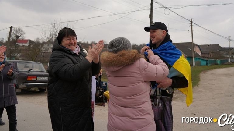 «Немає нічого, чого не може витримати людина». З полону повернувся городоччанин Валентин Шатурський