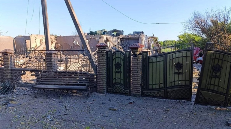 Ворожі обстріли Херсонщини: російські терористи за добу атакували 15 населених пунктів правобережжя