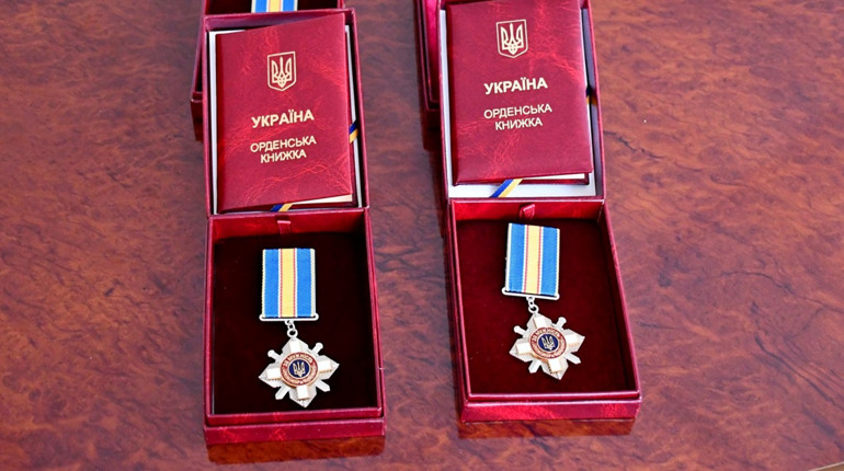 Шістьох полеглих захисників з Нікополя посмертно відзначили державними нагородами