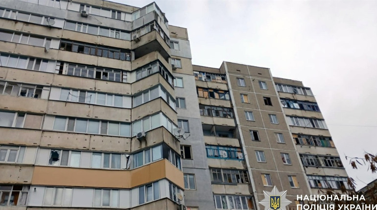 Ворожі обстріли Херсонщини: окупанти завдали ударів з артилерії, РСЗВ, мінометів і БпЛА різних типів