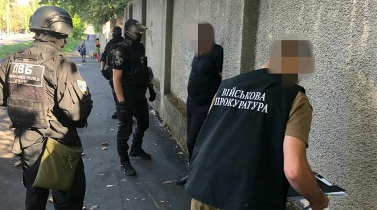 Чи затримували за взятку поліцейського Біляївського ВП: цю новину розповсюдили обласні ЗМІ
