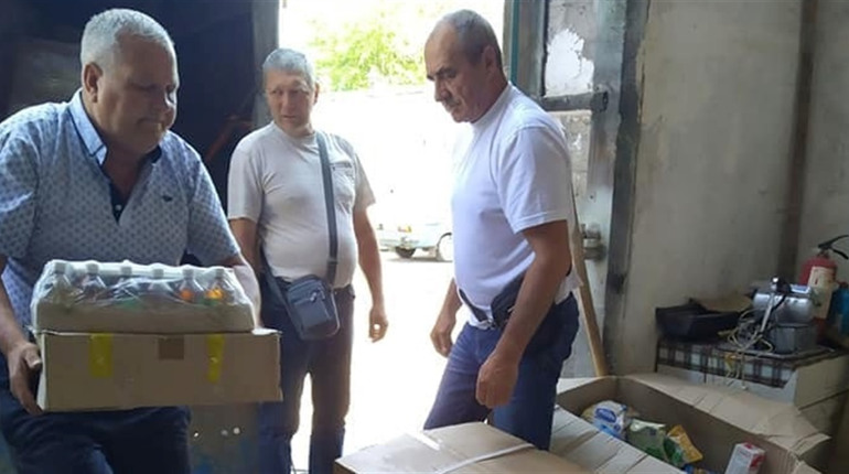 Дві тонни продуктів, 8 тонн ліків та 10 генераторів: шахтарські міста отримали гумдопомогу
