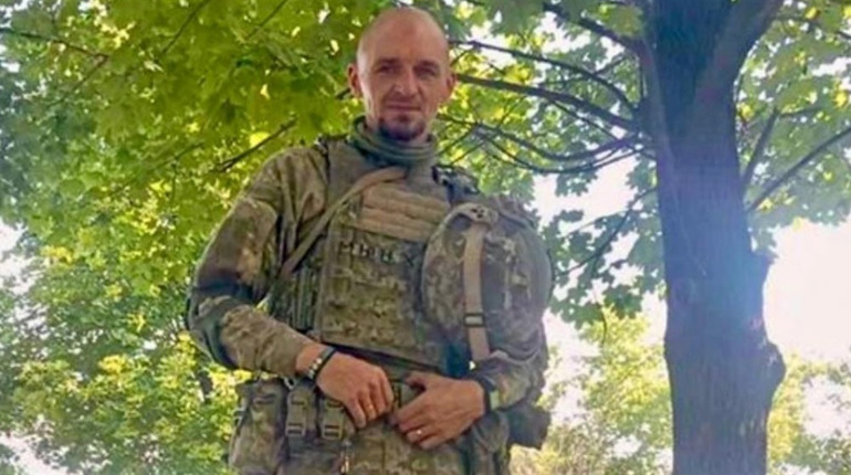 Нетішин знову у скорботі: на війні загинув морський піхотинець Святослав Мельник