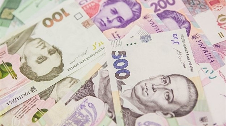 Хто з лідерів парламентських перегонів на 155 окрузі найбільше потратився на виборах