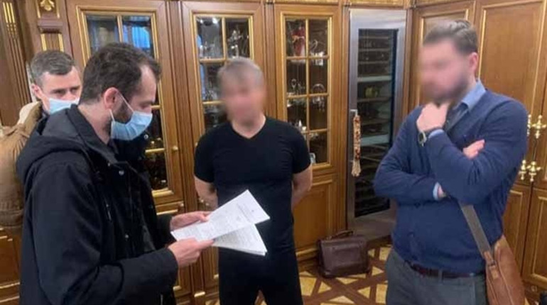 Хабар у пів мільйона доларів