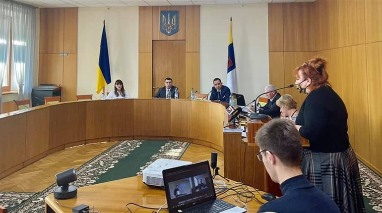 У Біляївській лікарні збудують ще одну кисневу станцію. Вона потрібна, щоб рятувати життя людей