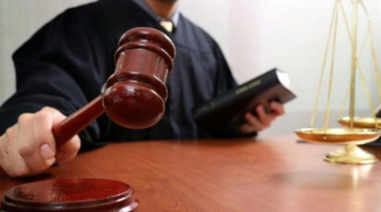 Фастівський суд розглядатиме тільки невідкладні справи