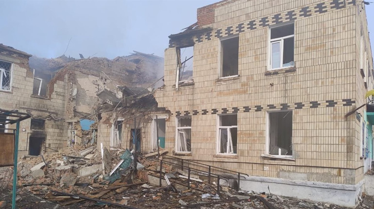Нічна атака на Сумщину: загиблий, поранені та руйнування медичних закладів (відео)
