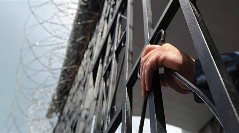 По 10 років позбавлення волі отримали двоє чоловіків за смертельне зґвалтування товариша