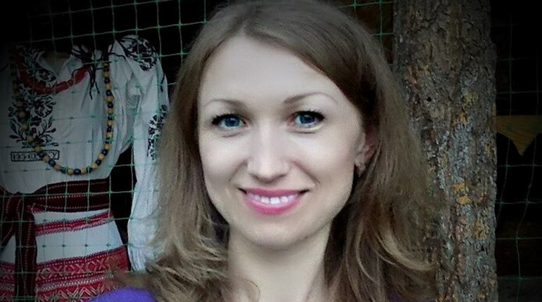 Донька знайшла у Ташані однокурсницю мами через соцмережу