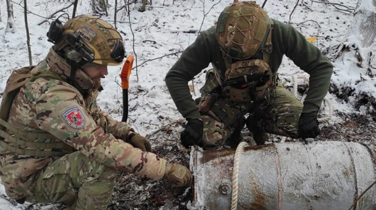 У лісі Сумщини виявили бойову частину російської авіаційної крилатої ракети Х-59