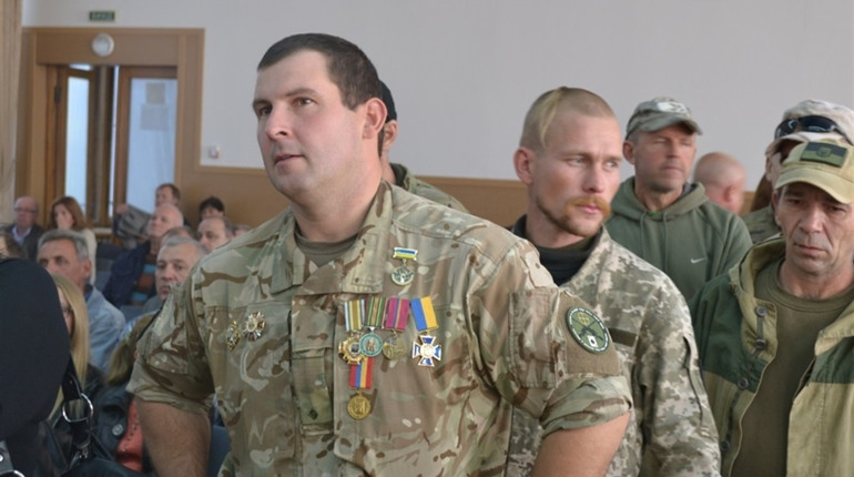 Денису Лошкарьову відкрили меморіальну дошку в Херсоні. Він був лідером херсонської Самооборони