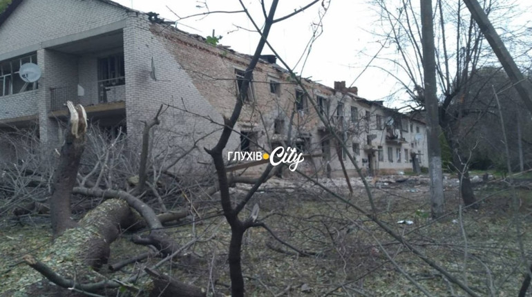 Нищать Вільну Слободу: росіяни три дні поспіль атакують село Есманьської громади