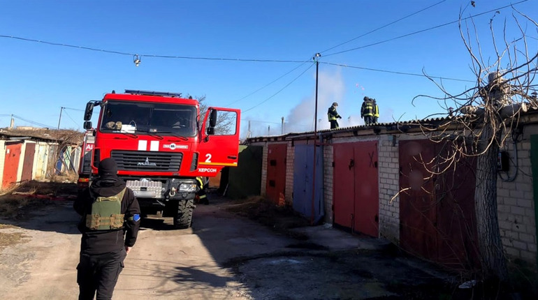 Обстріли, мінування та мародерство: Окупанти продовжують тероризувати Херсонщину