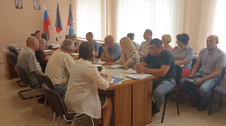 Як розв'язують проблеми з водою в окупованій Волновасі