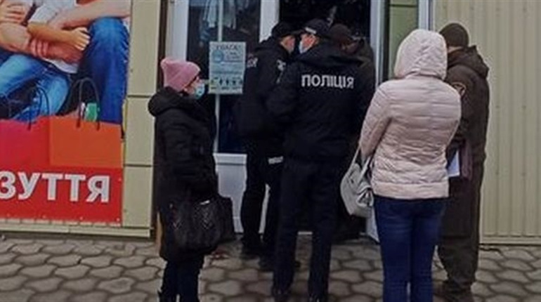 Перевіряючі зустріли спротив