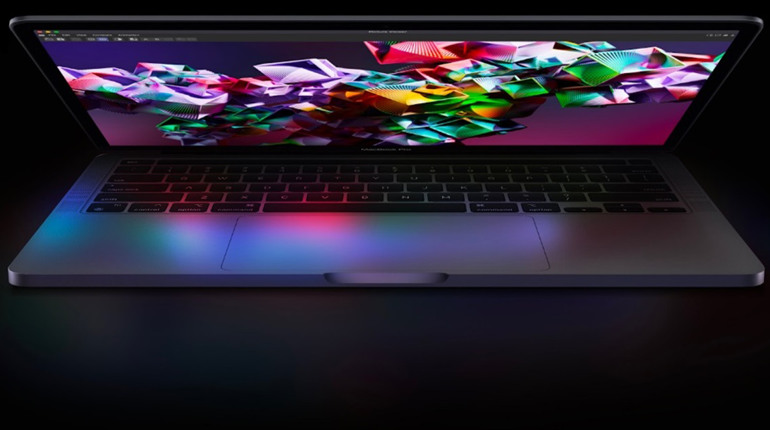 Як подорожувати з MacBook: поради щодо вибору сумки, догляду за ноутбуком і безпеці