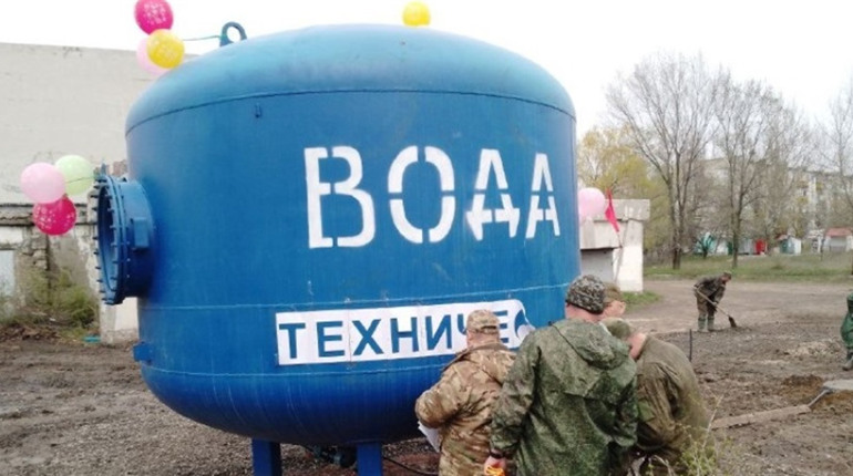 На Луганщині окупанти "відновили" водопостачання. Тепер обіцяють ждунам "райське життя"