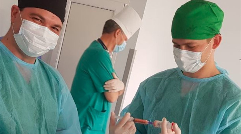 У Франківську деформуючий артроз суглобів лікують стовбуровими клітинами із жирової тканини пацієнта