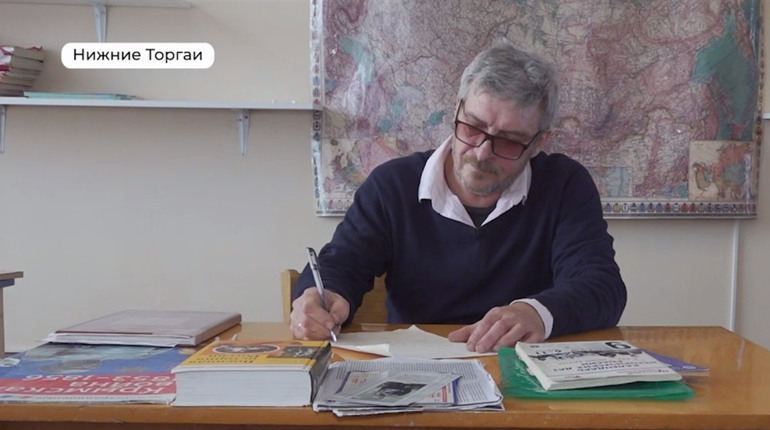 Китайська мова на ТОТ: новий педагог з Москви шукає себе в сільській школі на Сірогозщині