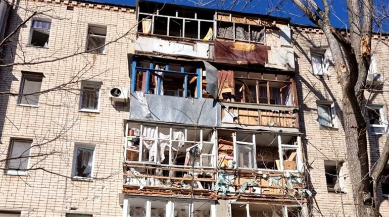Ворог обстрілює Херсонщину – пошкоджені житлові будинки, є поранені