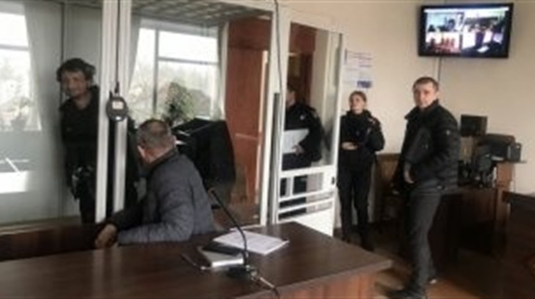 Звягелянину, який вчинив розбій з ножем на заправці, суд обрав запобіжний захід