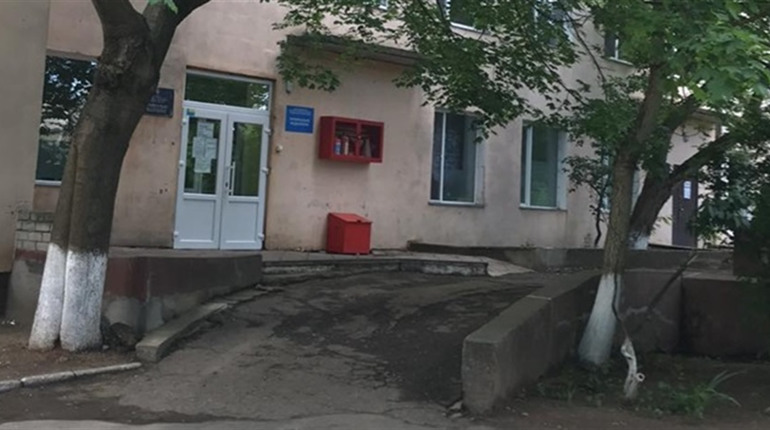 Був страх, що перевернуться ноші з хворими. У Біляївці запланували ремонт приймальньої