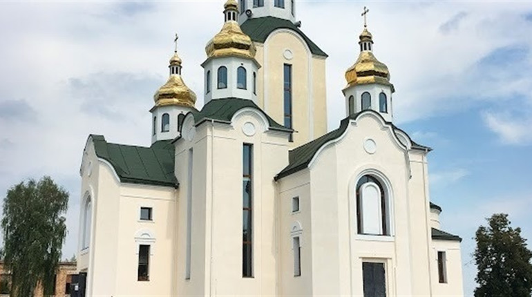 Нічної служби у Конотопських храмах на Великдень не буде