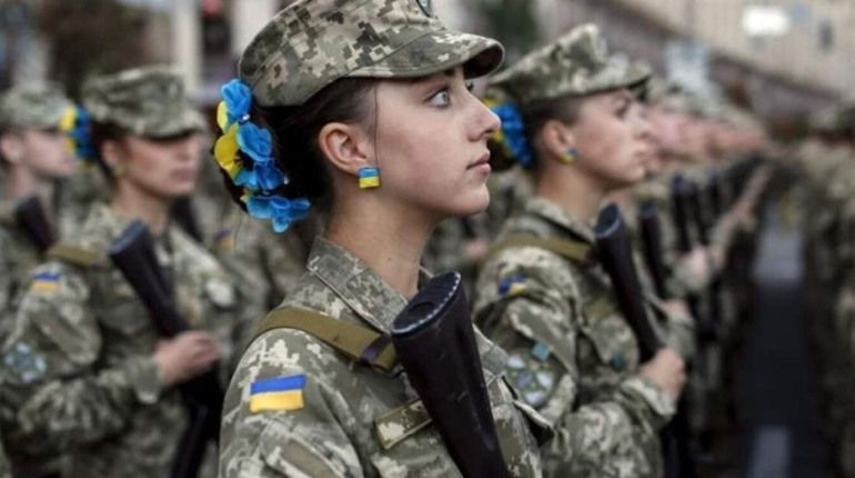 Новорічний подарунок жінкам