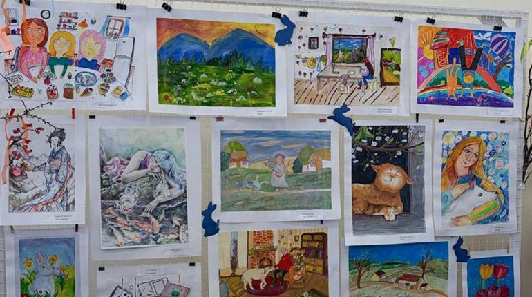 В Ізмаїлі відкрили виставку «Весна малює» в міському центрі культури ім. Петра Чакіра