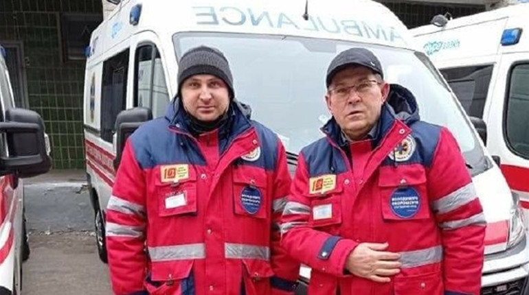 Лозівській громаді передали обіцяні "карети швидкої": автомобілі укомплектовані апаратами ШВЛ