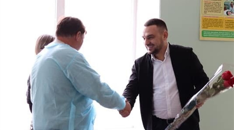 Первомайський пологовий з суттєвими обновками: за чиєю ініціативою та за чий рахунок придбали