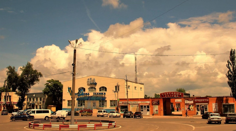 Зі світлофорами і без руху по колу: в центрі Біляївки скоро з’явиться нова транспортна розв’язка