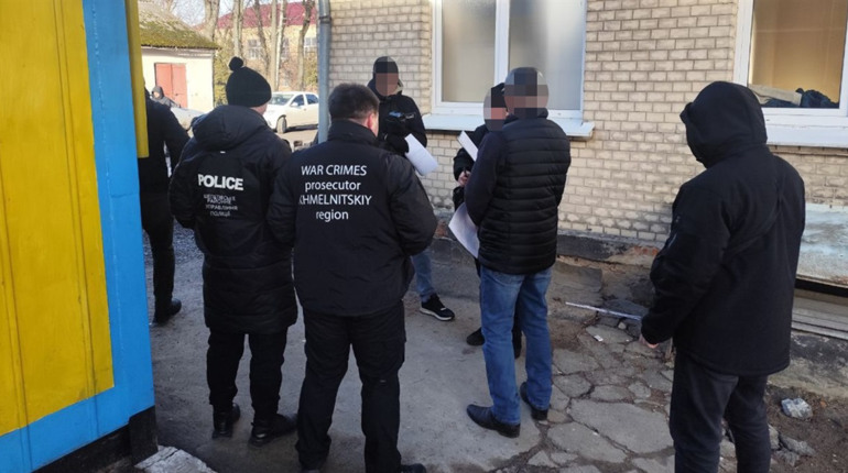 На Шепетівщині викладач вимагав у студента 20 тисяч гривень хабаря за невідрахування з ліцею
