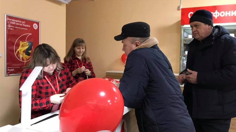 У Петропавлівці відкрився фірмовий магазин Vodafone