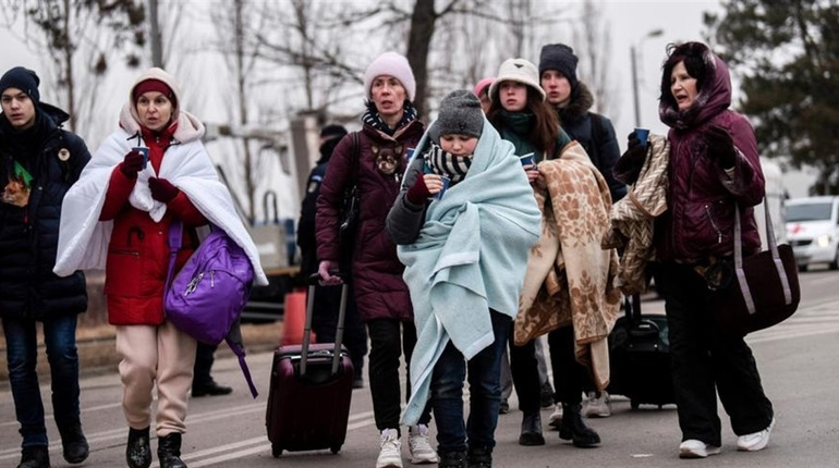Як повернутися в Україну, якщо виїхали по внутрішньому паспорту. Реальний досвід та практичні поради