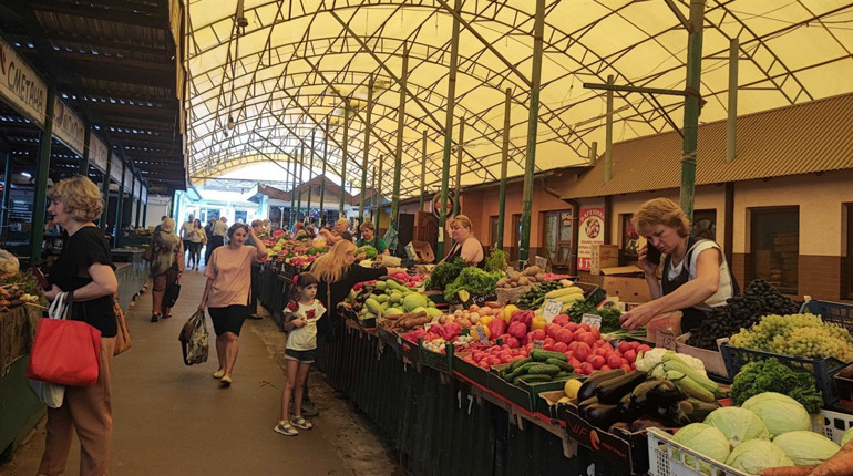 Скільки коштує продуктовий кошик українця у Дрогобичі та які продукти у ньому є