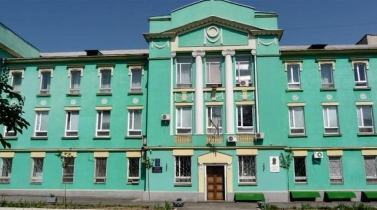 В херсонській лікарні імені Карабелеша бояться незалежного аудиту? Розповідаємо про судовий позов